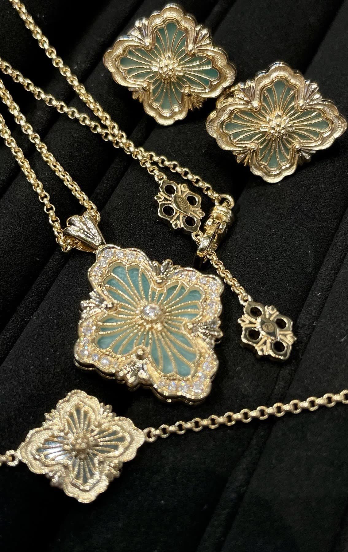 Buccellati Van Cleef & Arpels Alhambra Gold and Enamel Earrings